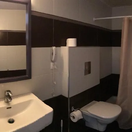 San Antonio Apt *